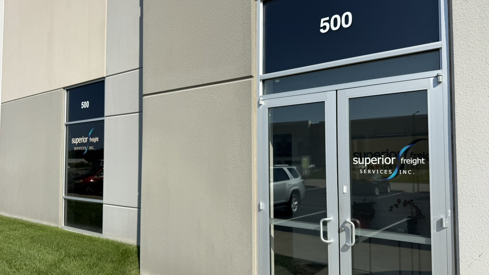 Superior Freight Services office and warehouse entrance in Hazelwood, Missouri
